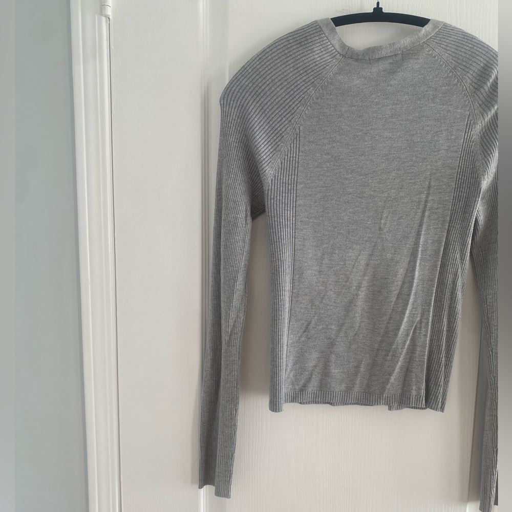 UH Grey Cardigan with Ribbed Sleeves - Picture 4 of 5